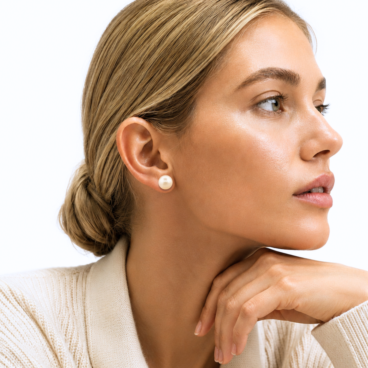 Heavenly Pearl Stud Earrings