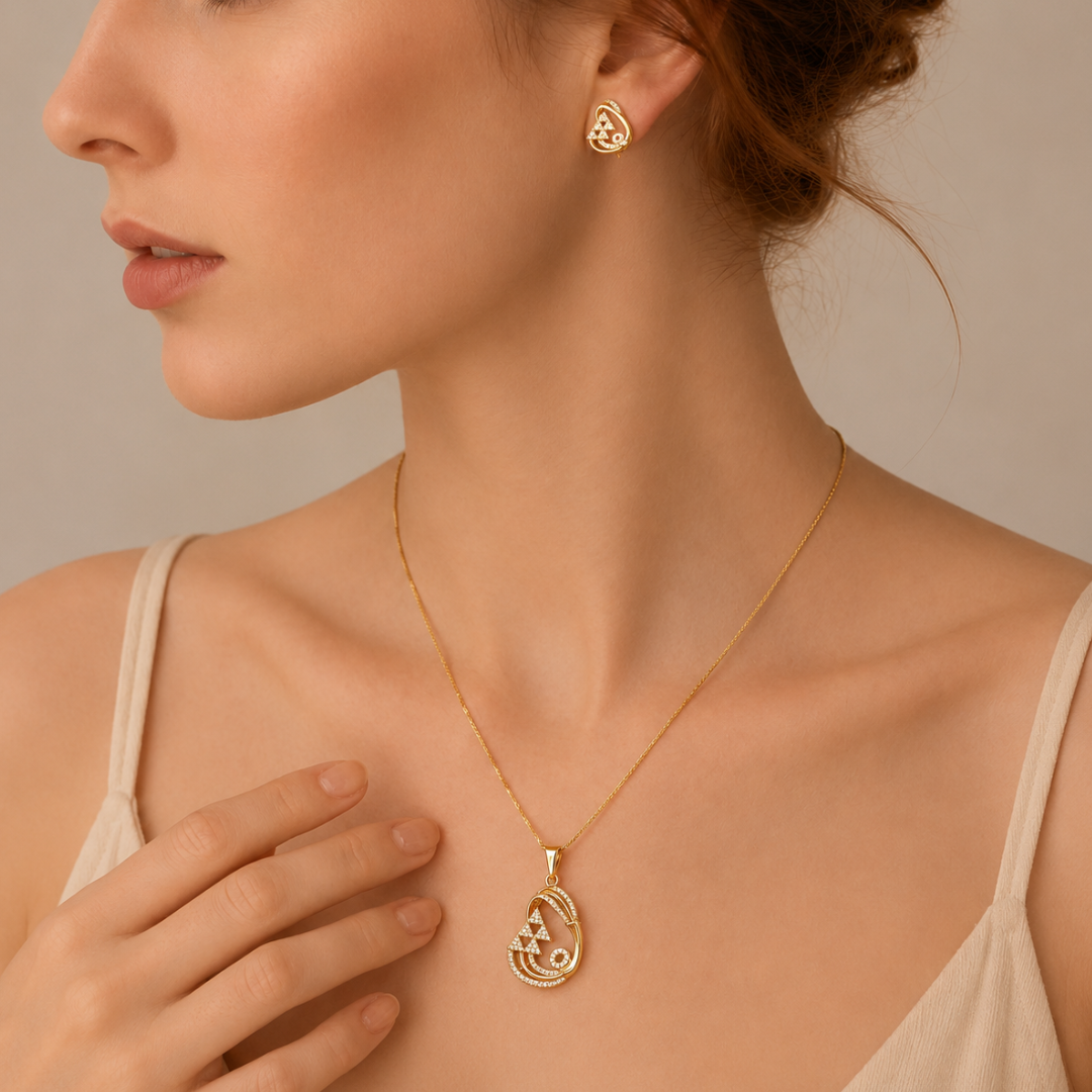 Dreamy Earrings And Pendant Set