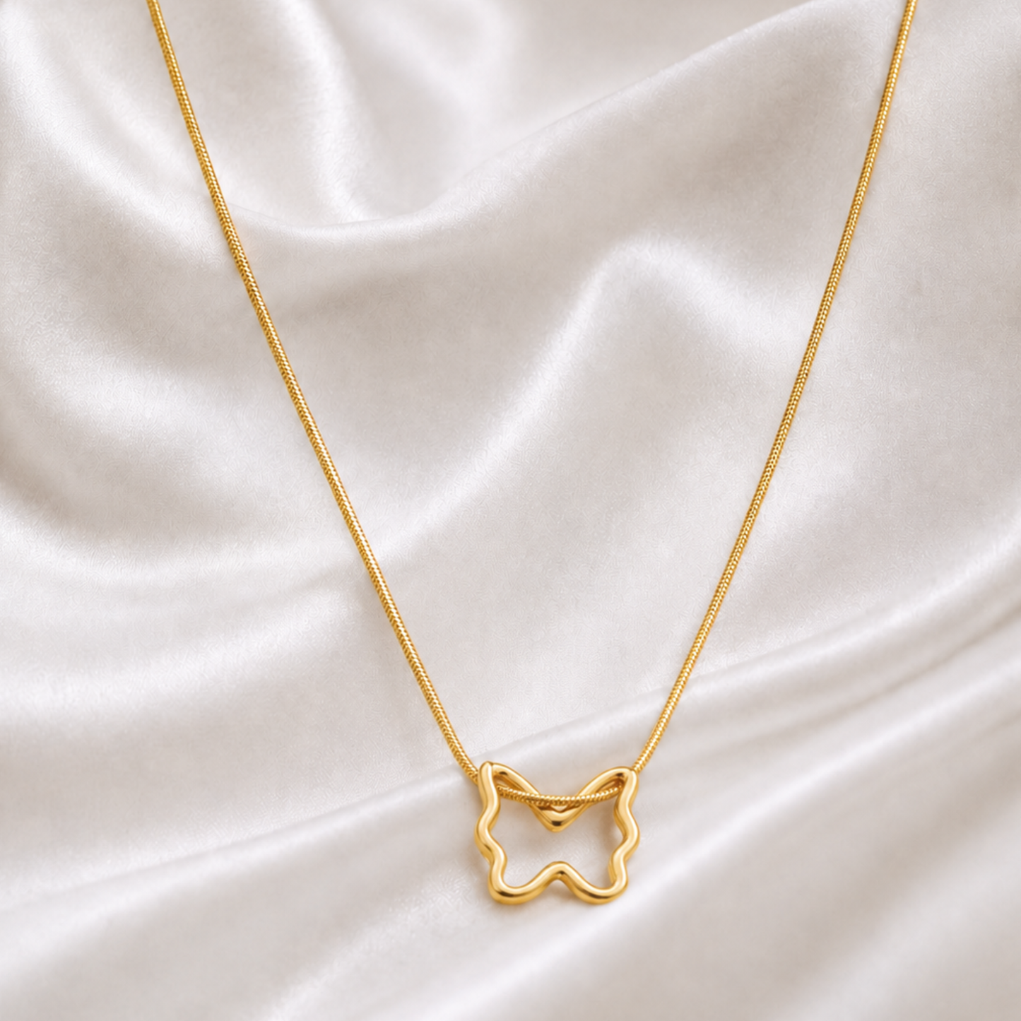 The Golden Flutter Necklace
