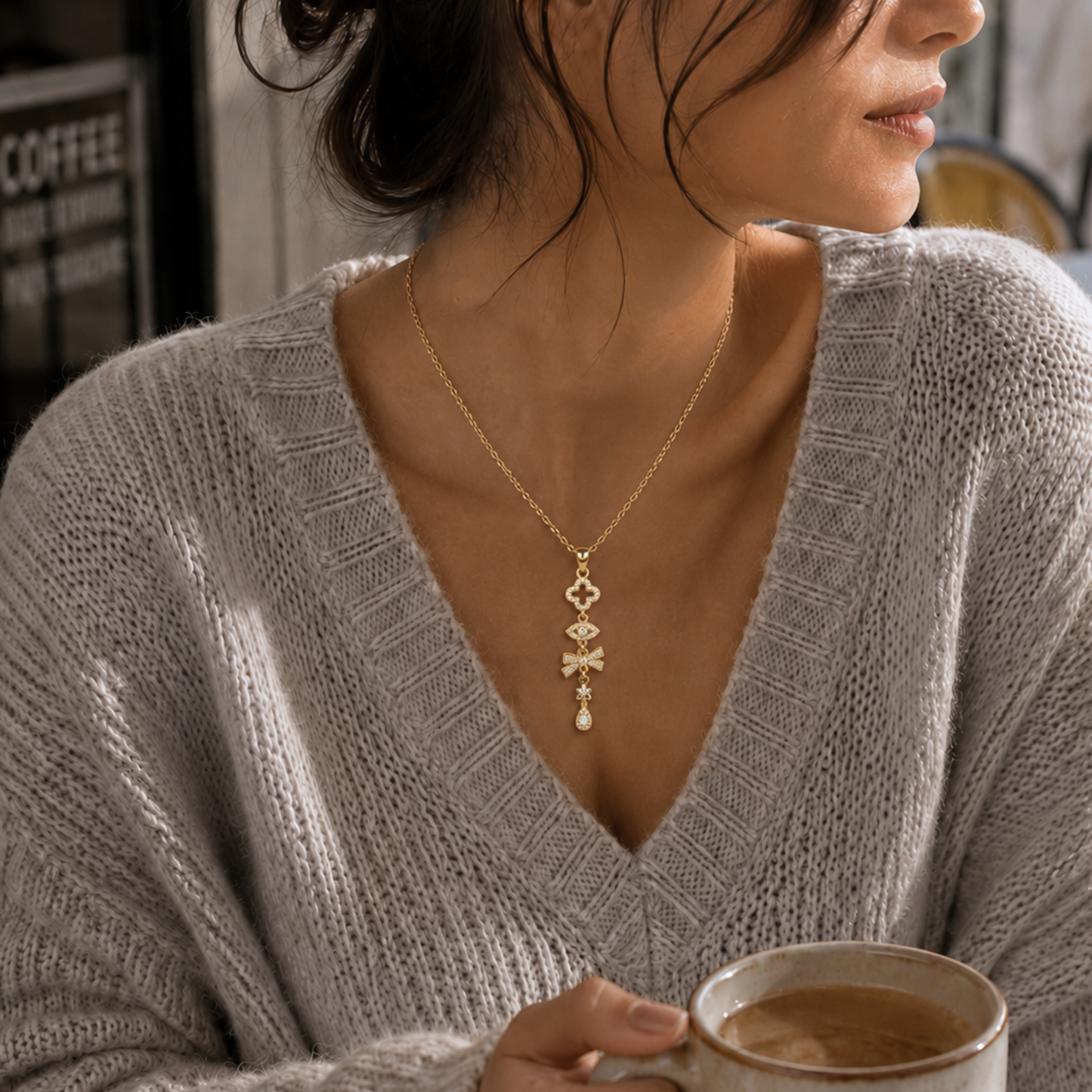 Pretty Charming Pendant Necklace
