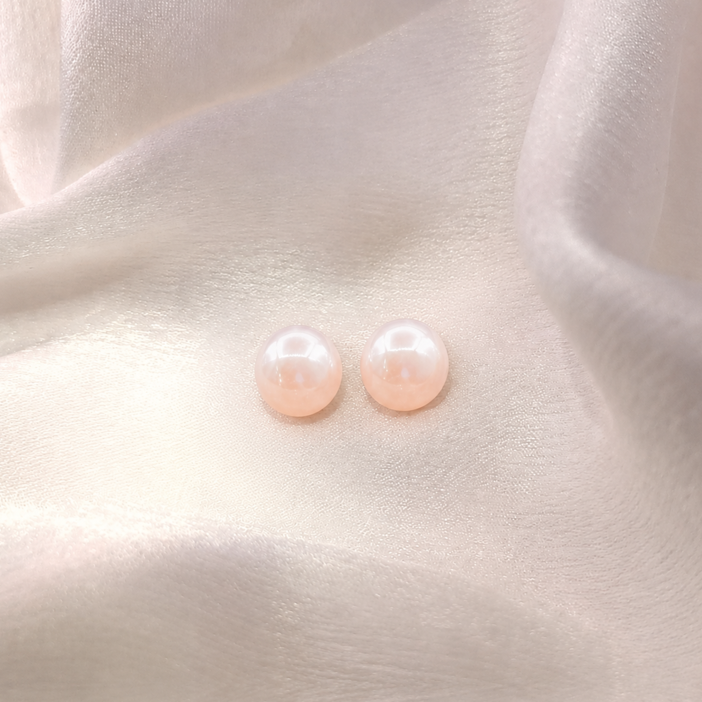 Heavenly Pearl Stud Earrings