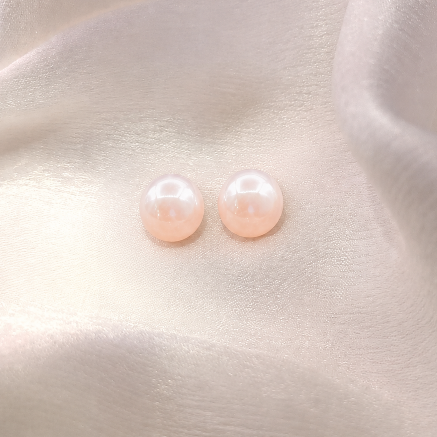 Heavenly Pearl Stud Earrings