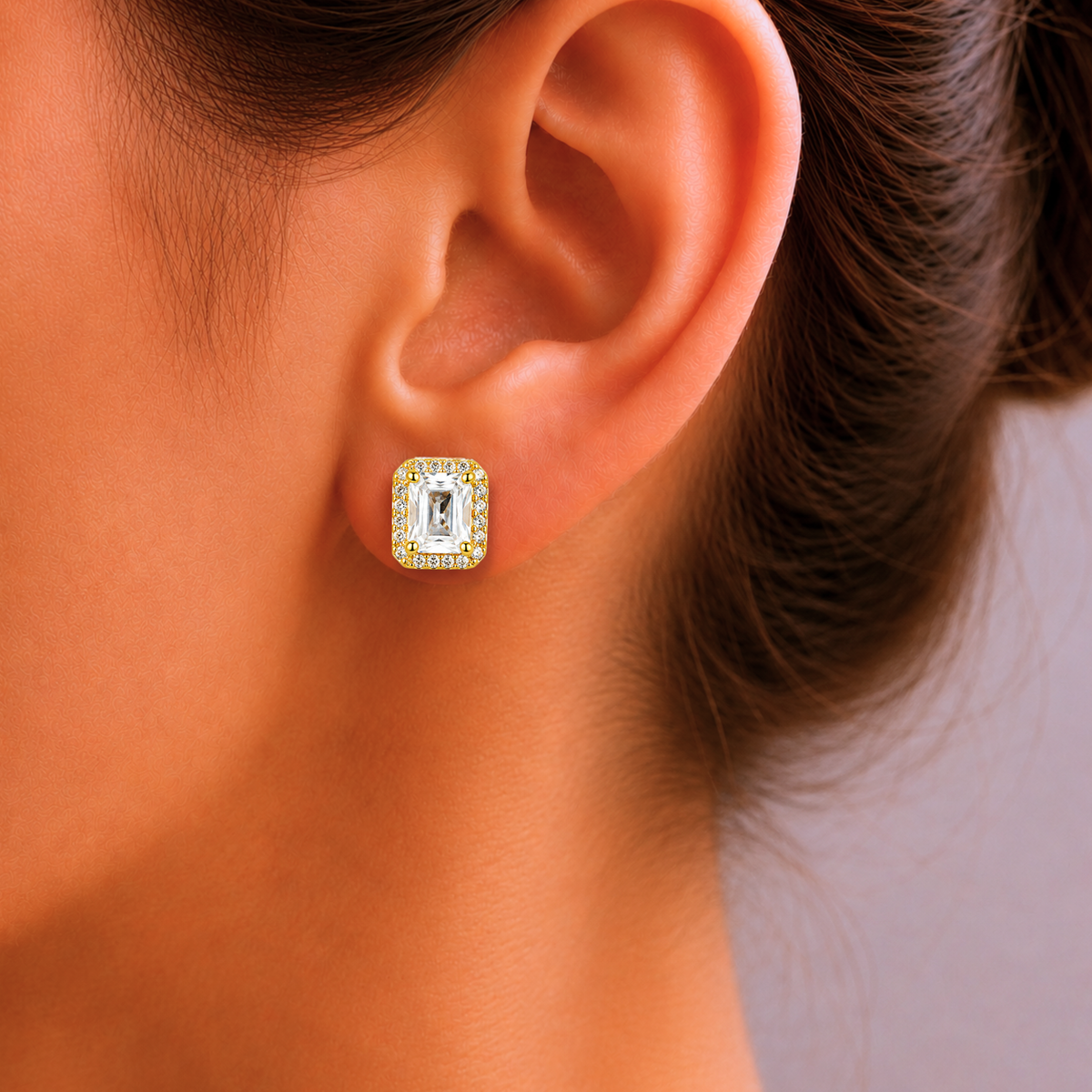 Regal Solitaire Stud Earrings